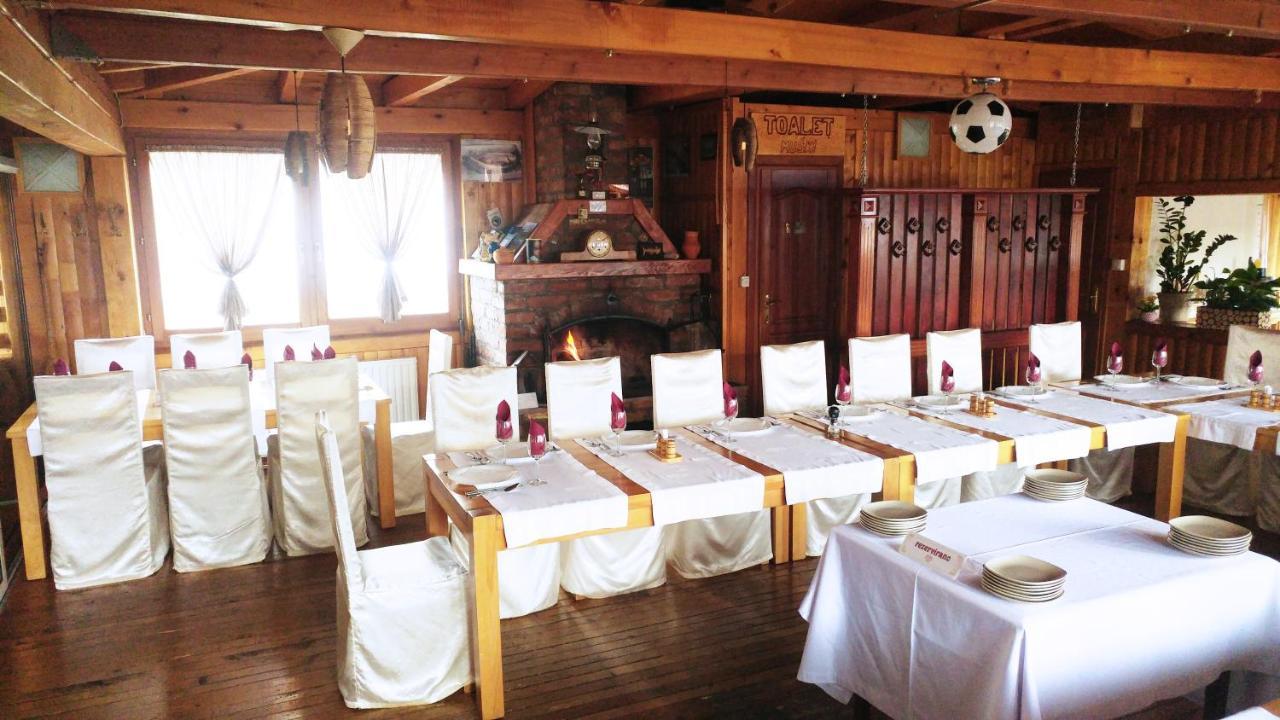Hotel Derby Orasje Екстериор снимка